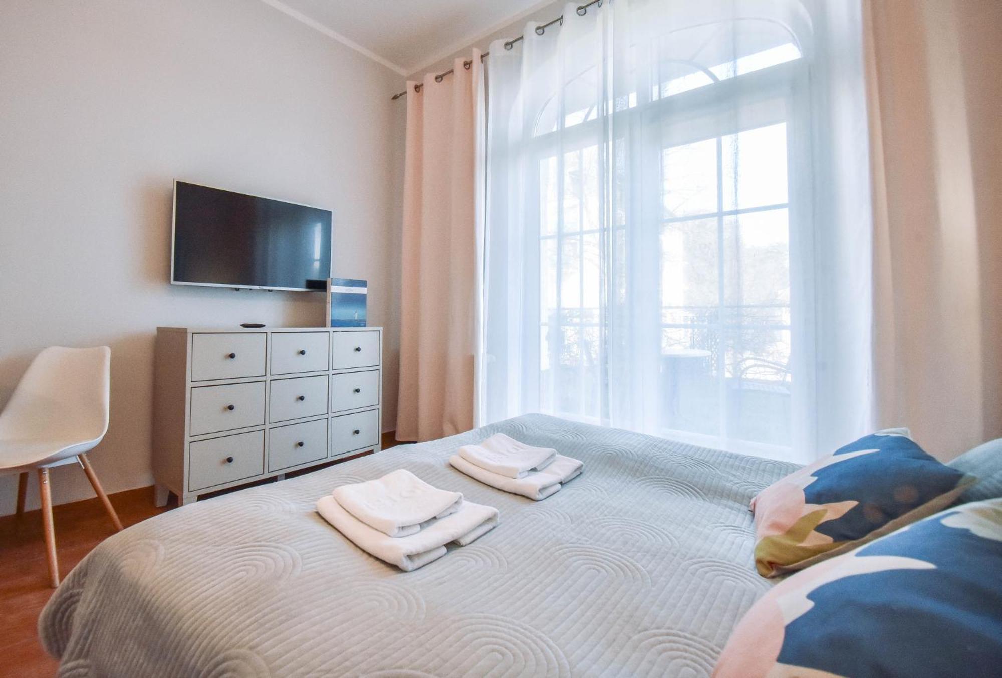 Korona Piastow - Apartamenty Na Wyspie - Parking - Taras Swinoujscie Exterior photo
